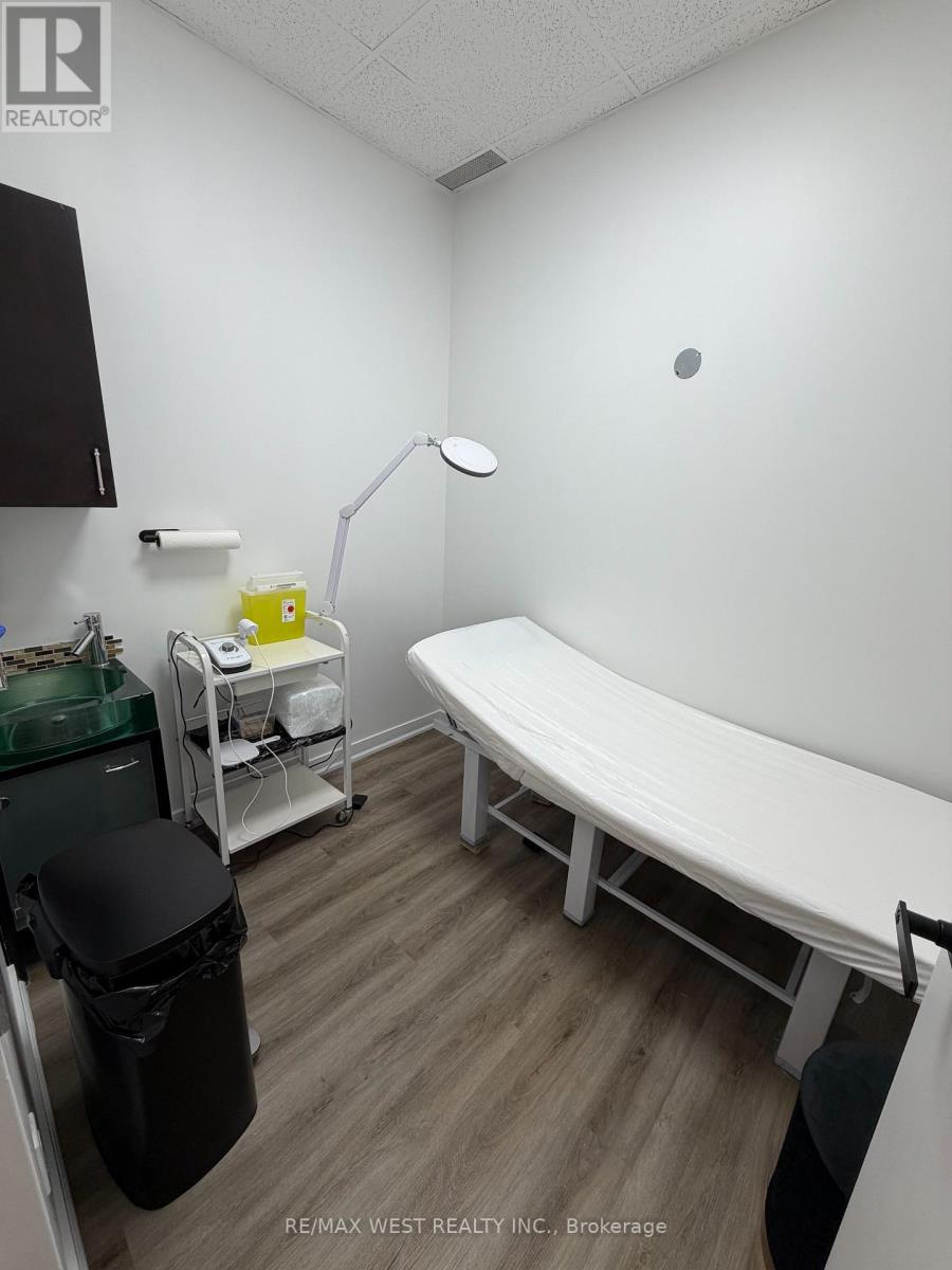 A4 Rm#1 - 1390 Major Mackenzie Drive E, Richmond Hill, Ontario  L4S 0A1 - Photo 8 - N13738988