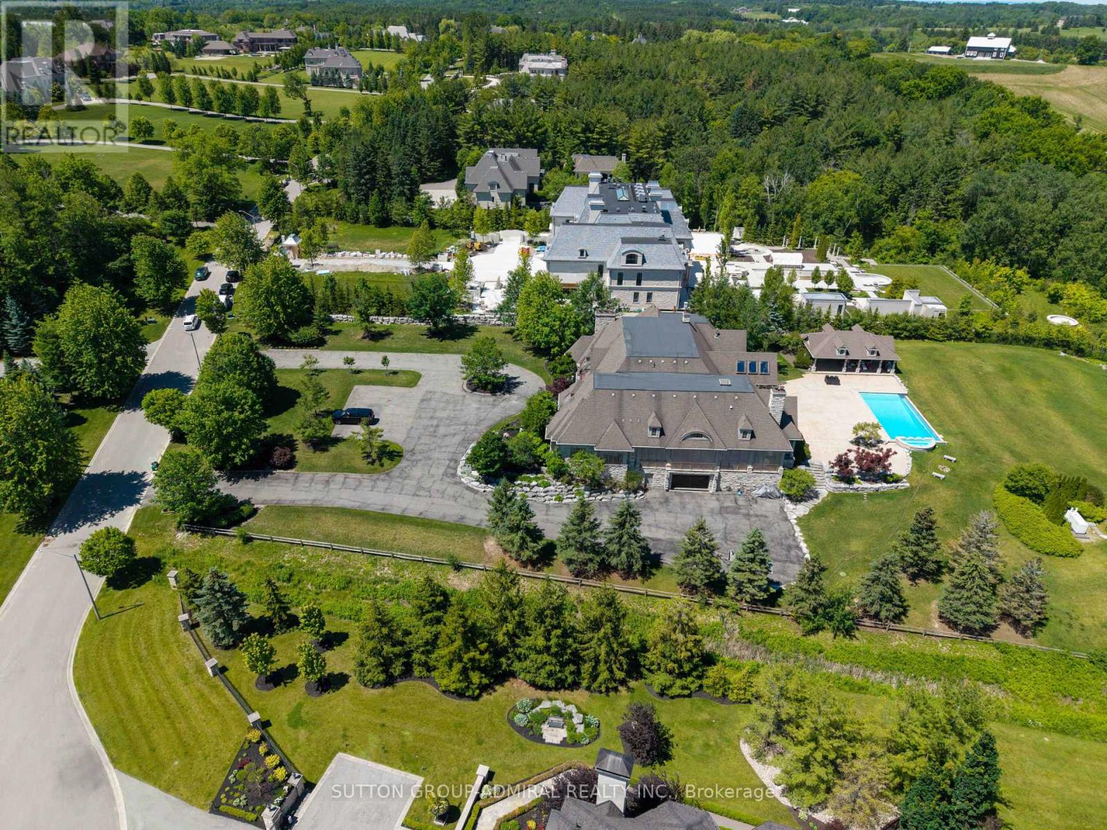 66 Scotch Valley Drive, King, Ontario  L7B 1L9 - Photo 6 - N13739010