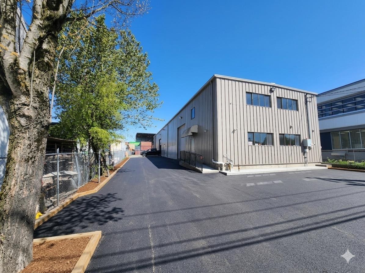 13087 116 Avenue, Surrey, British Columbia  V3R 2S8 - Photo 1 - C8081738