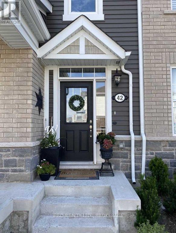 42 - 1222 Rose Way, Milton, Ontario  L9E 1P2 - Photo 2 - W13738954