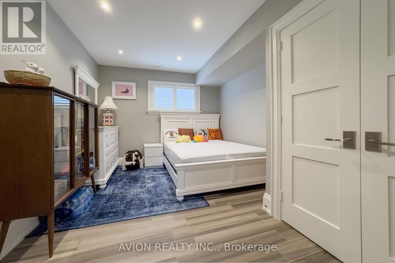 220 Falstaff Avenue, Toronto, Ontario  M6L 2E9 - Photo 30 - W13738962