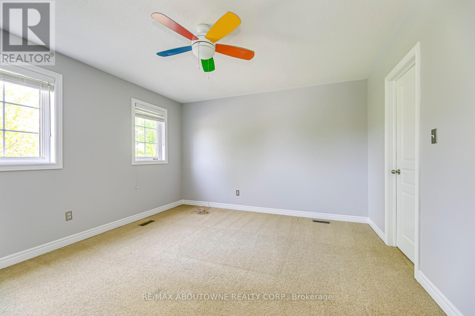 2290 Woodmont Crescent S, Oakville, Ontario  L6M 5A1 - Photo 31 - W13738998