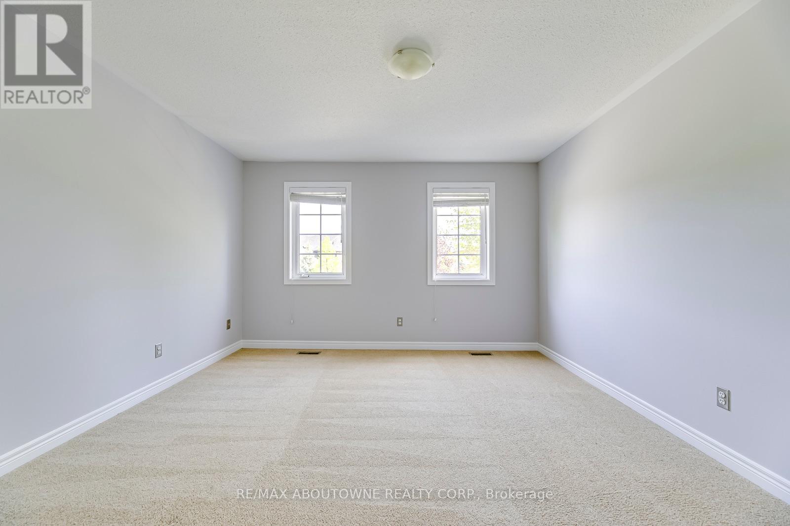 2290 Woodmont Crescent S, Oakville, Ontario  L6M 5A1 - Photo 35 - W13738998