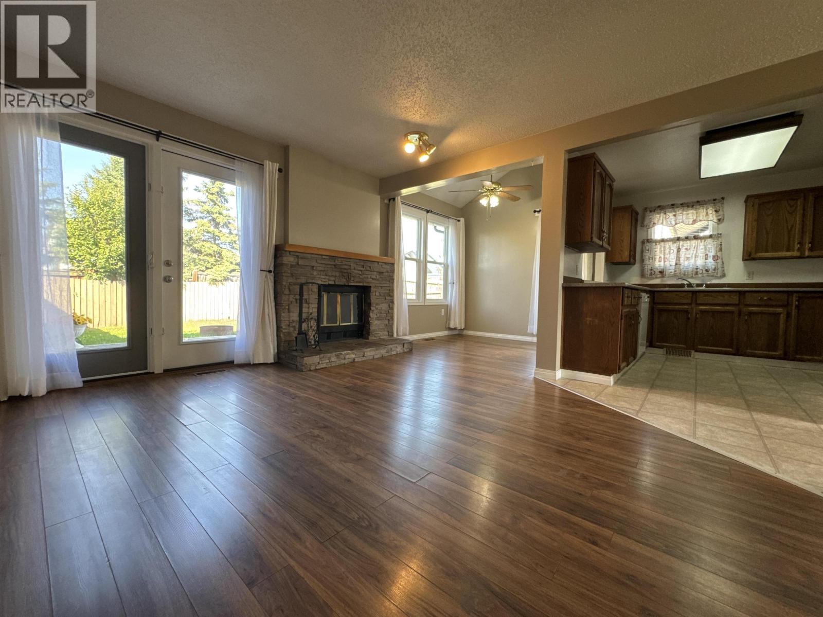 8820 107a Avenue, Fort St. John, British Columbia  V1J 5Z1 - Photo 8 - R3160900