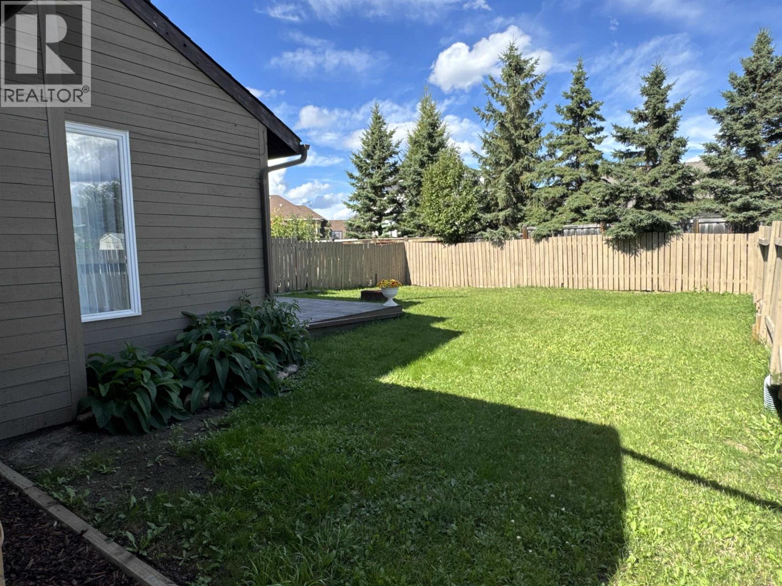 8820 107a Avenue, Fort St. John, British Columbia  V1J 5Z1 - Photo 3 - R3160900