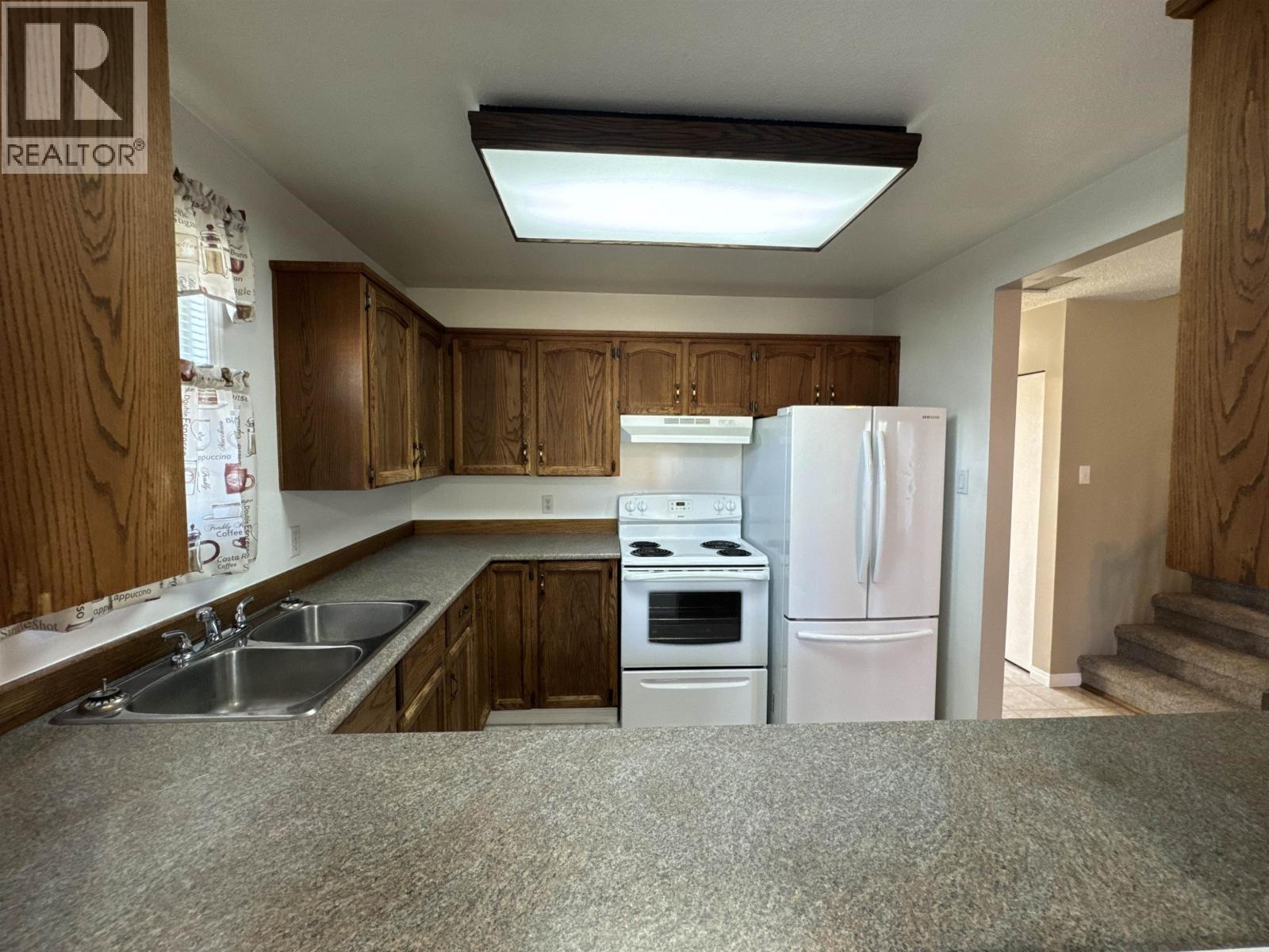 8820 107a Avenue, Fort St. John, British Columbia  V1J 5Z1 - Photo 6 - R3160900