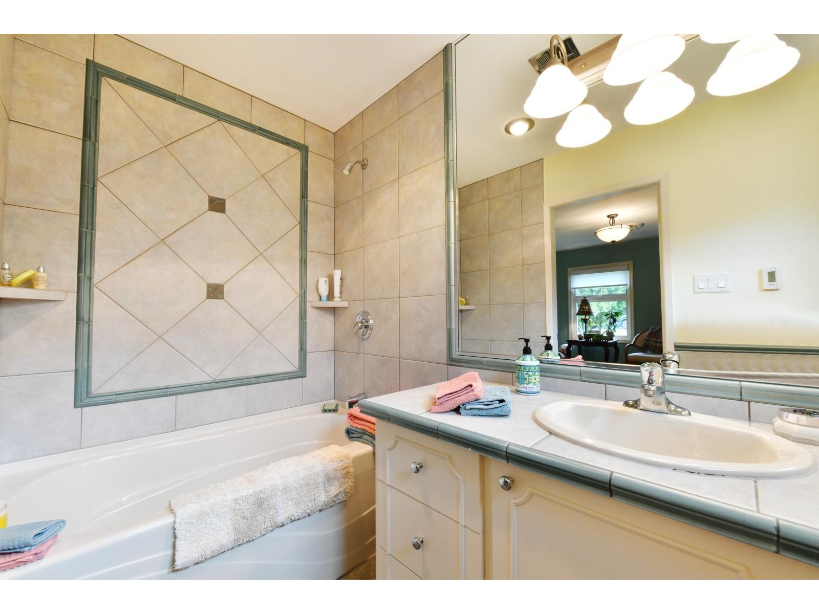 34332 Norrish Avenue, Mission, British Columbia  V2V 6N9 - Photo 25 - R3160276