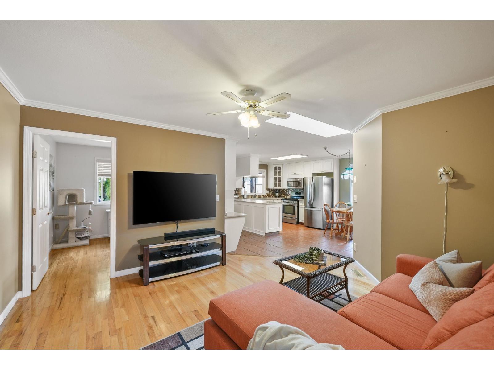 18555 57 Avenue, Surrey, British Columbia  V3S 7T1 - Photo 11 - R3161076