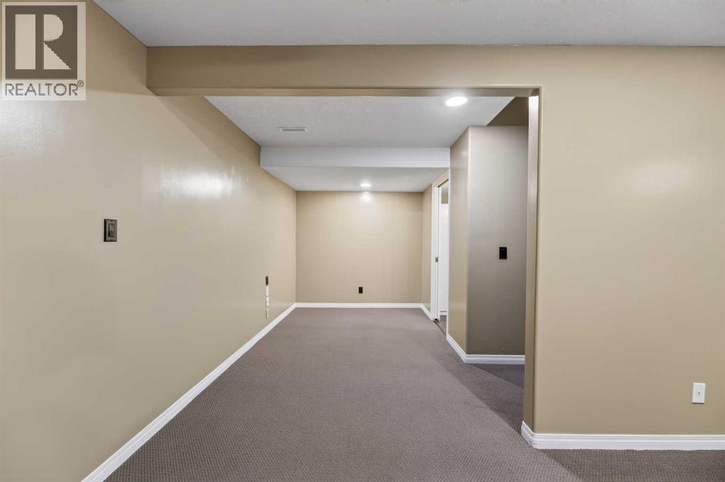 50 Kincora Park NW, Calgary, Alberta  T3R 1L2 - Photo 37 - A2340720