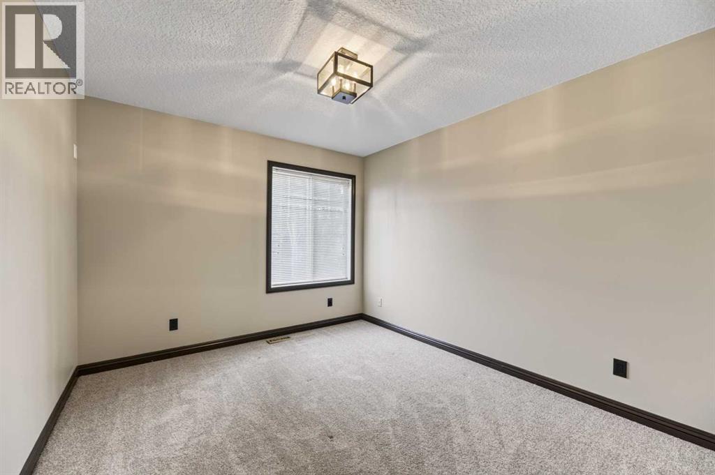 50 Kincora Park NW, Calgary, Alberta  T3R 1L2 - Photo 28 - A2340720