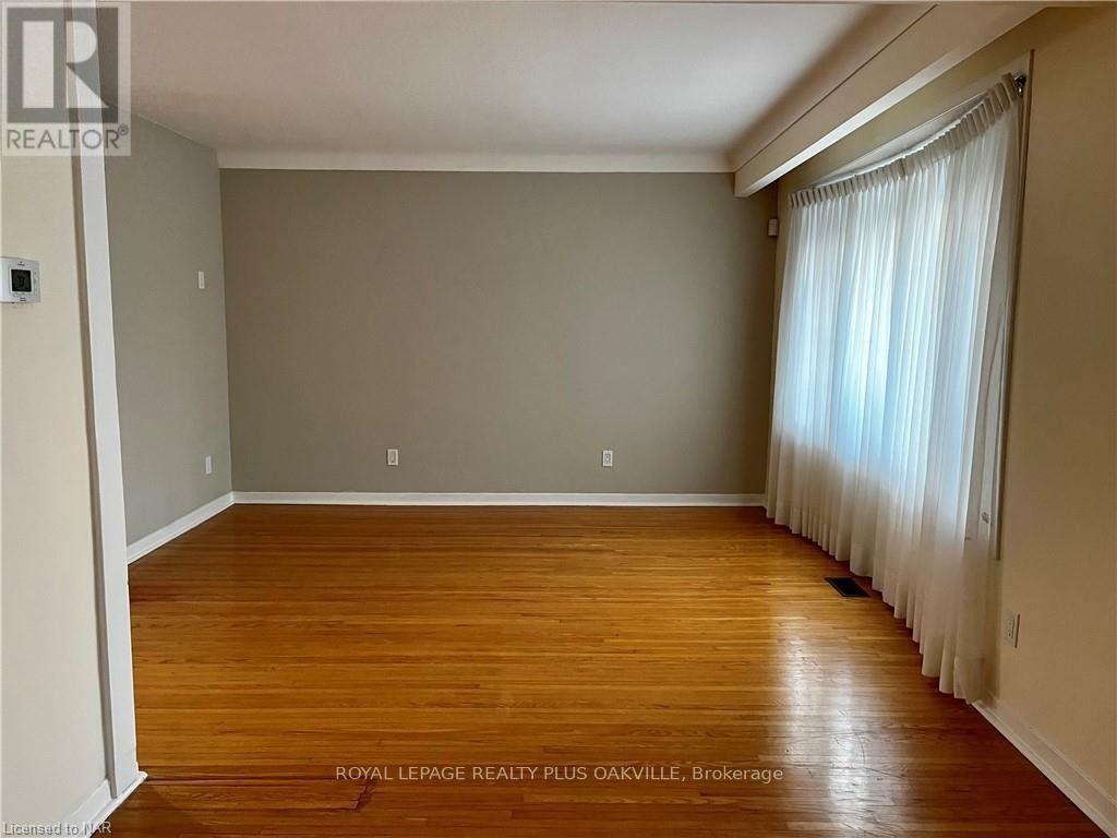 Upper - 694 Niagara Street, St. Catharines, Ontario  L2M 3R9 - Photo 6 - X13738986