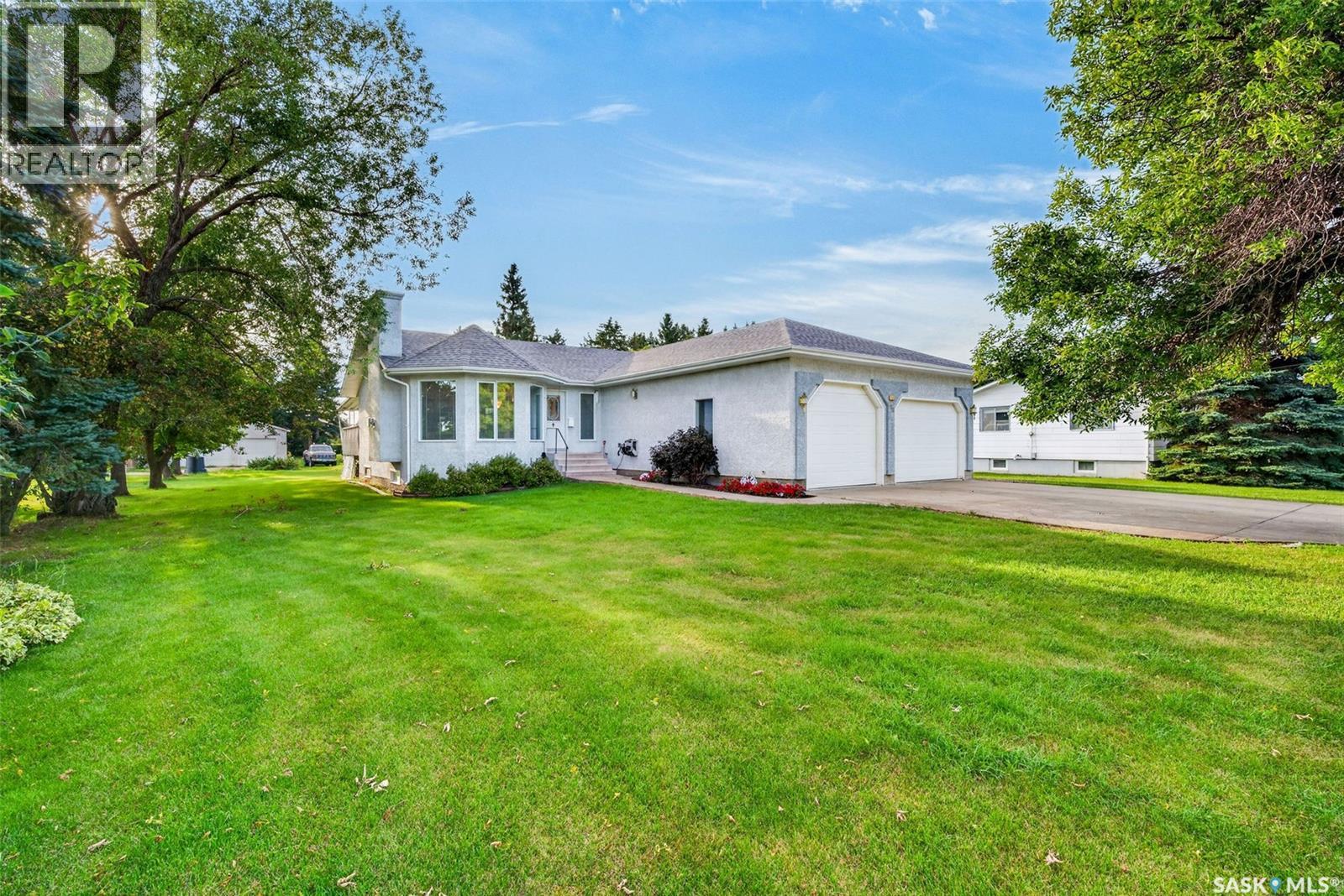 720 6th Avenue, Rosthern, Saskatchewan  S0K 3R0 - Photo 61 - SK047355