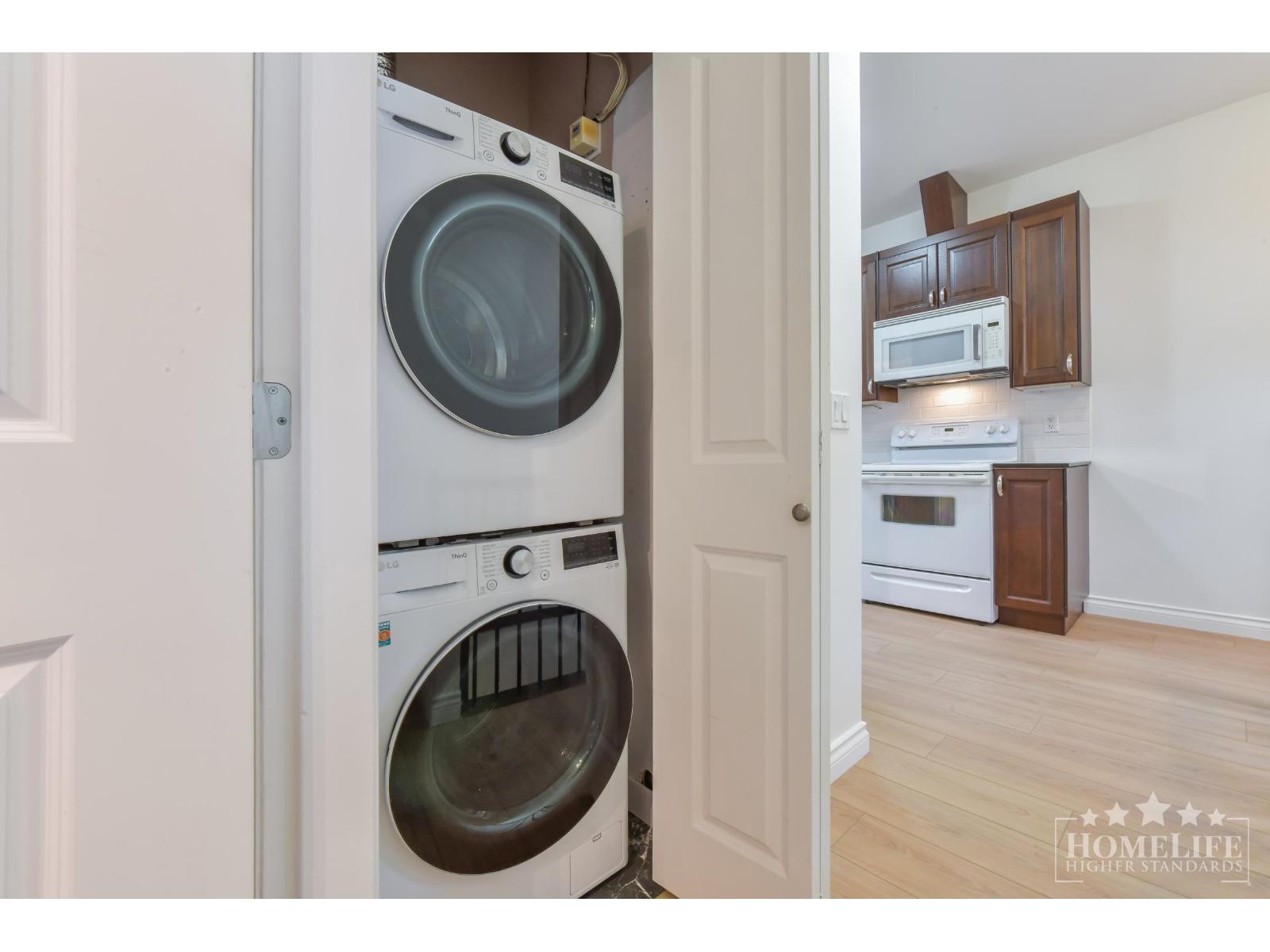 Coach House 6983 192 Street, Surrey, British Columbia  V4N 5W6 - Photo 12 - R3161105