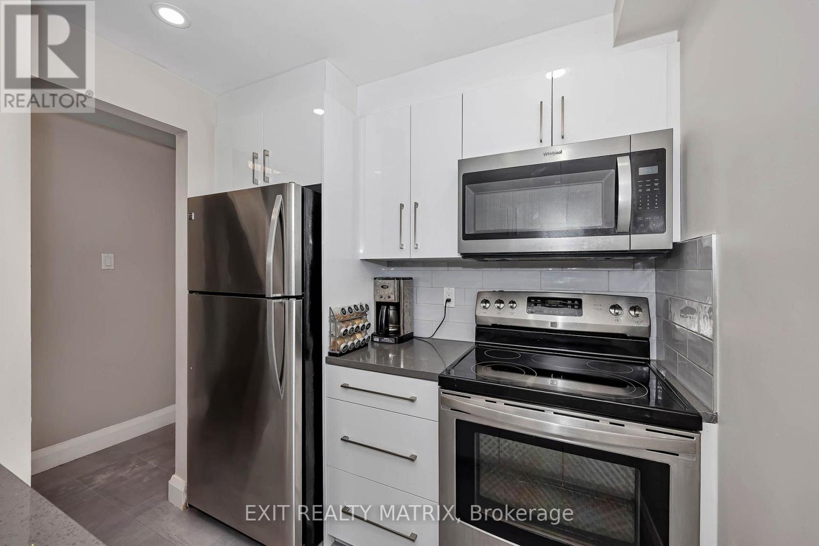 206 - 6532 Bilberry Drive, Ottawa, Ontario  K1C 4N9 - Photo 3 - X13739042