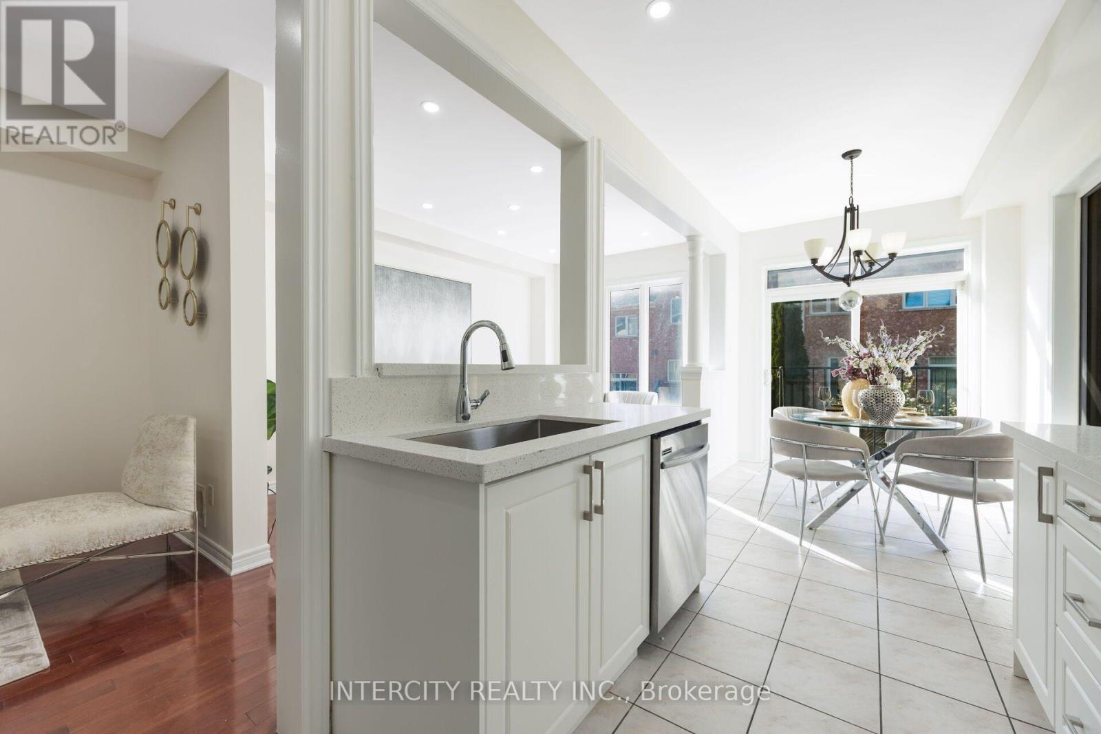 50 Royal Vista Road, Brampton, Ontario L6Y 0N5 - Photo 20 - W13739032