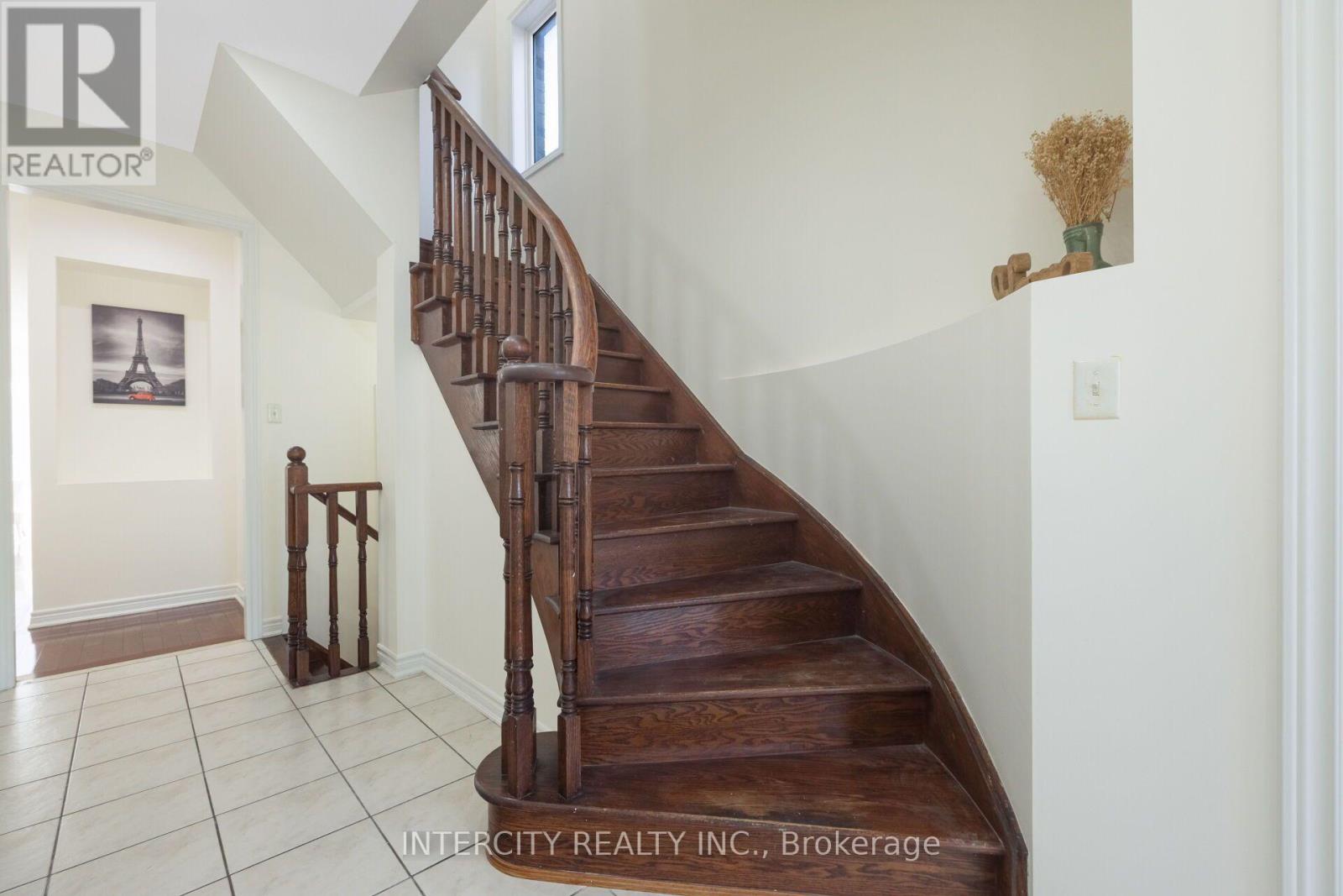 50 Royal Vista Road, Brampton, Ontario L6Y 0N5 - Photo 24 - W13739032