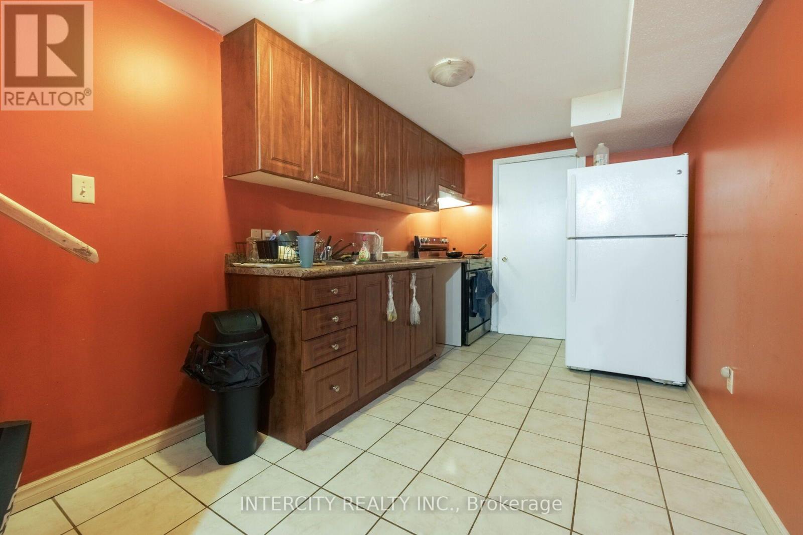 50 Royal Vista Road, Brampton, Ontario L6Y 0N5 - Photo 41 - W13739032