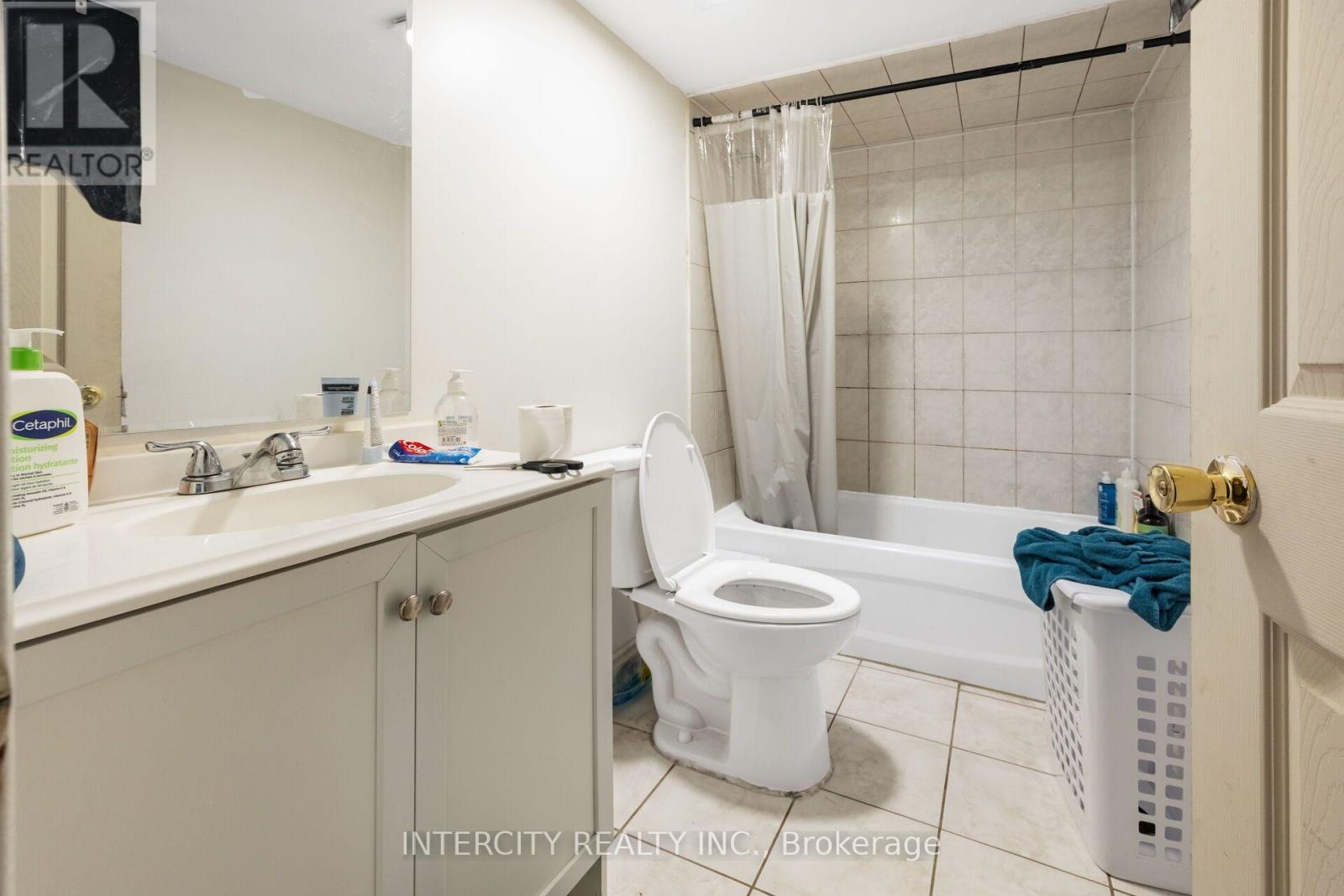 50 Royal Vista Road, Brampton, Ontario L6Y 0N5 - Photo 45 - W13739032
