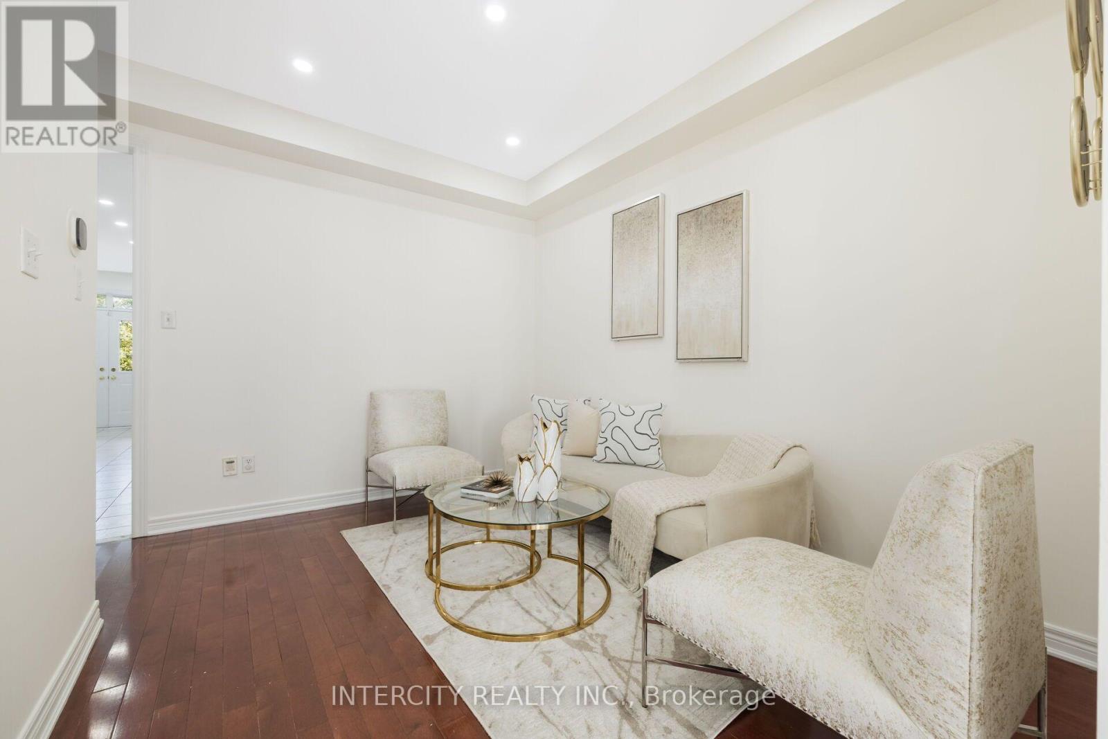 50 Royal Vista Road, Brampton, Ontario L6Y 0N5 - Photo 7 - W13739032