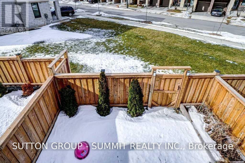 221 Wheat Boom Drive, Oakville, Ontario L6H 7C3 - Photo 6 - W13739048