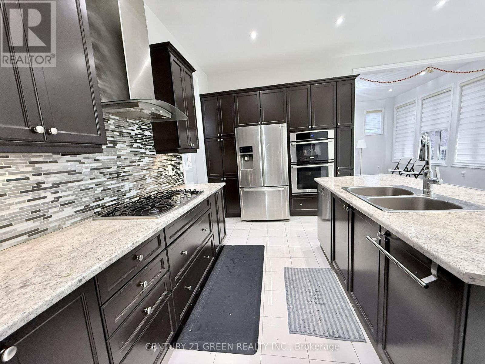 Upper - 43 Black Diamond Crescent, Brampton, Ontario L6X 1A2 - Photo 17 - W13739052