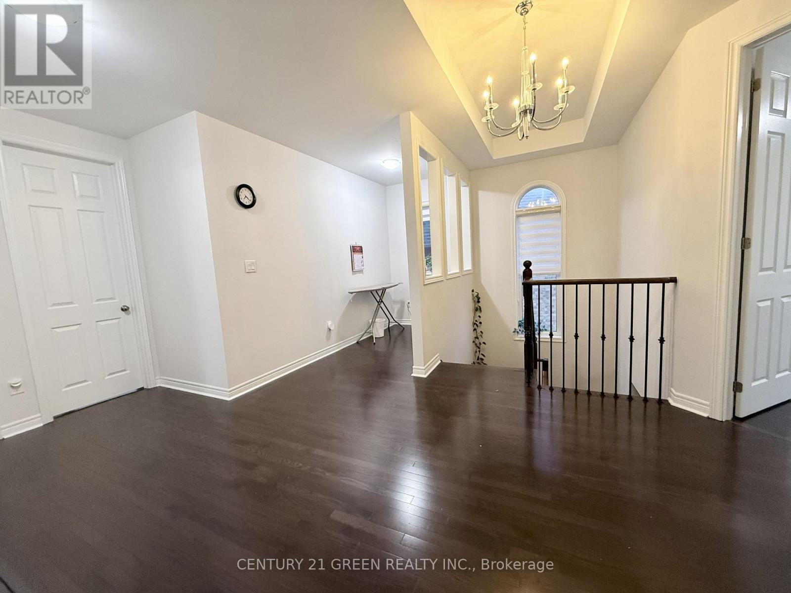 Upper - 43 Black Diamond Crescent, Brampton, Ontario L6X 1A2 - Photo 20 - W13739052