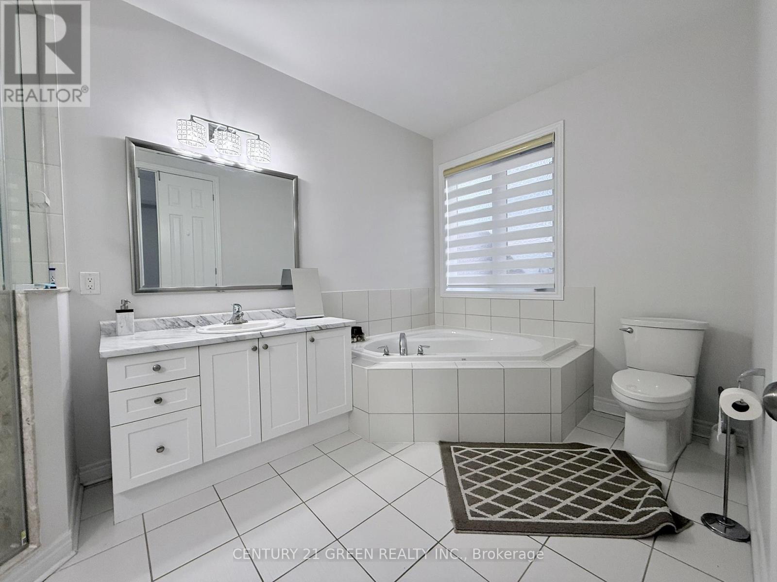 Upper - 43 Black Diamond Crescent, Brampton, Ontario L6X 1A2 - Photo 23 - W13739052