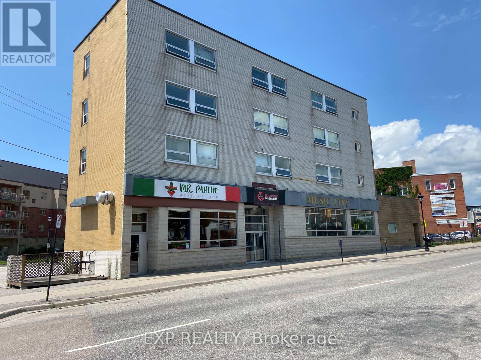 221 ALGONQUIN AVENUE, North Bay, Ontario