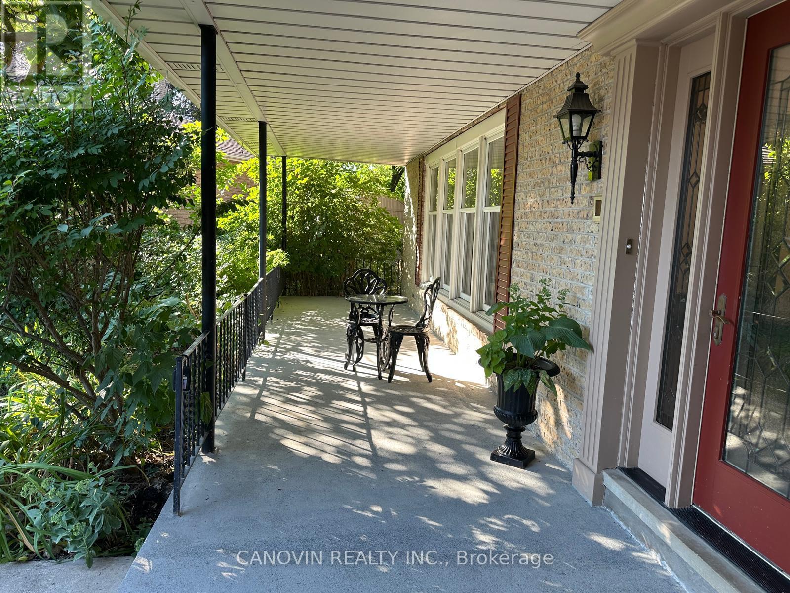 183 St. Anthony's Court, Richmond Hill, Ontario  L4C 4T4 - Photo 26 - N13631180