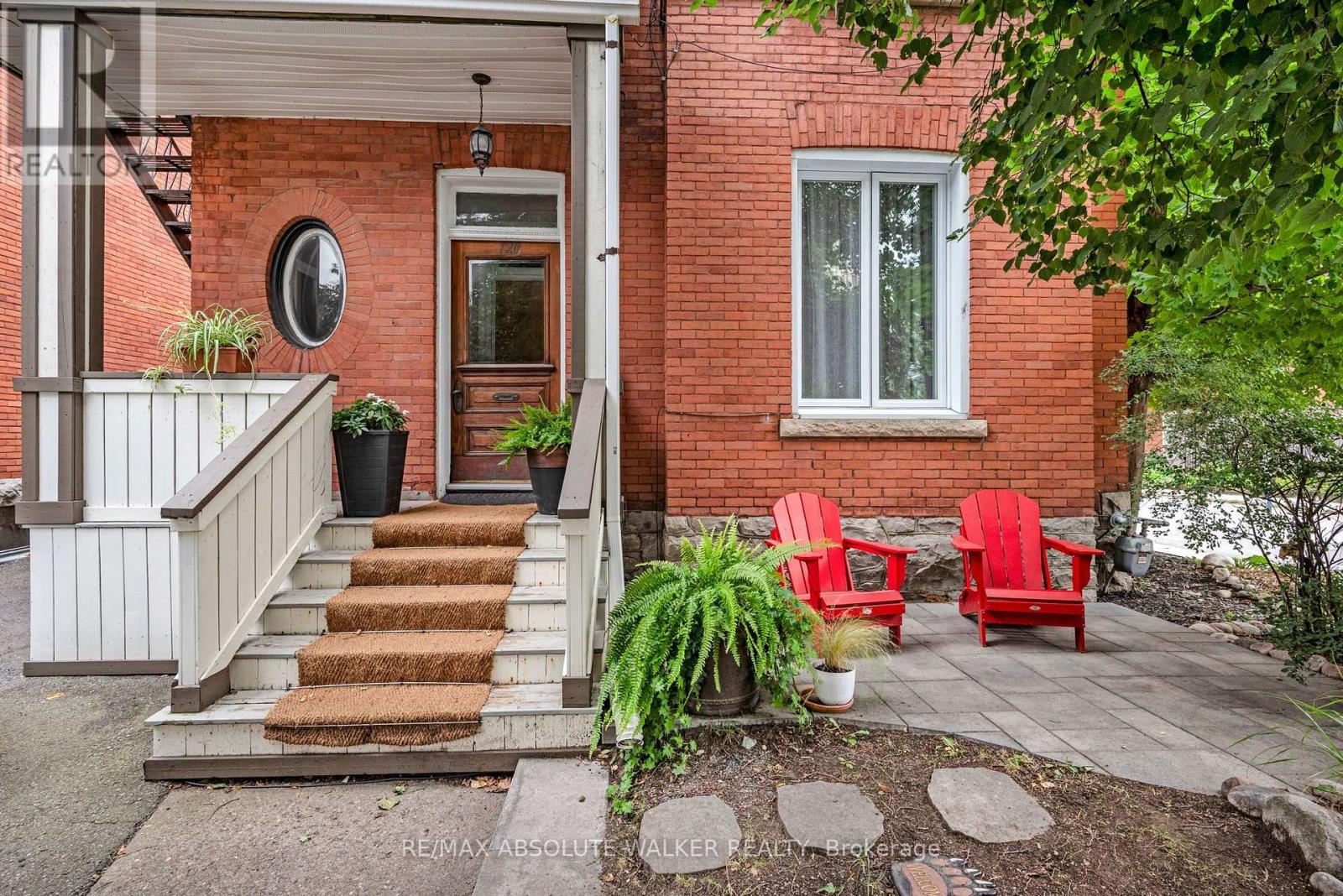 120 STRATHCONA AVENUE, Ottawa, Ontario