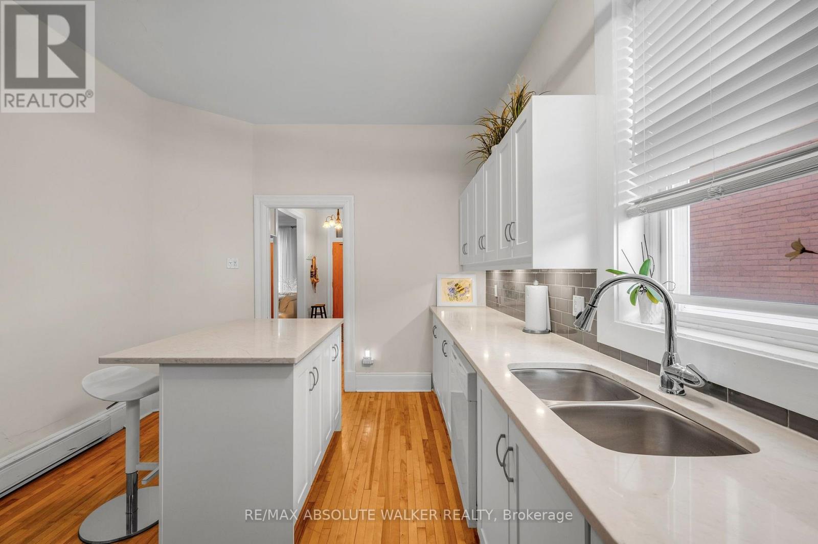 120 Strathcona Avenue, Ottawa, Ontario  K1S 1X6 - Photo 4 - X13739076