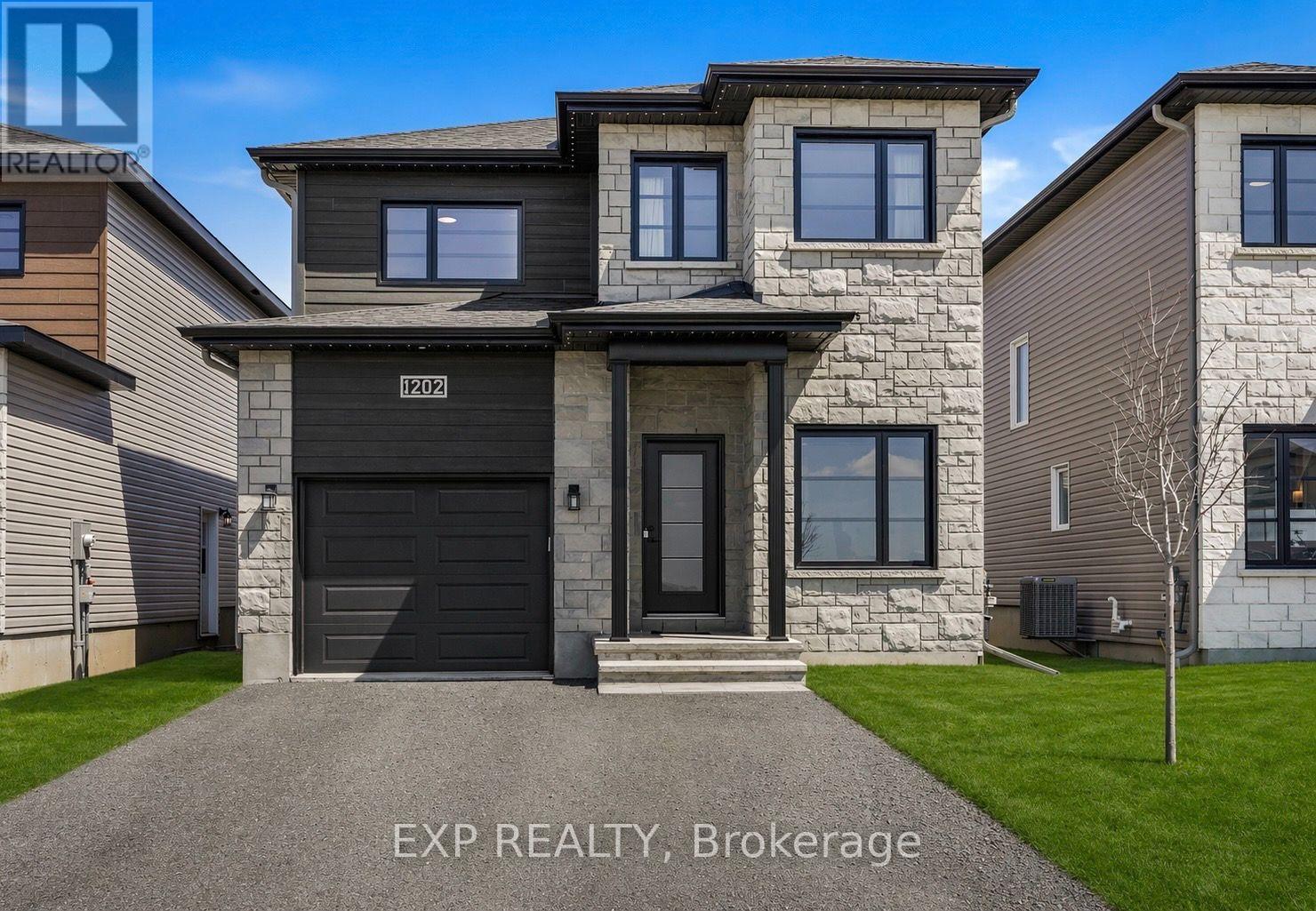 1202 Montblanc Crescent, Russell, Ontario