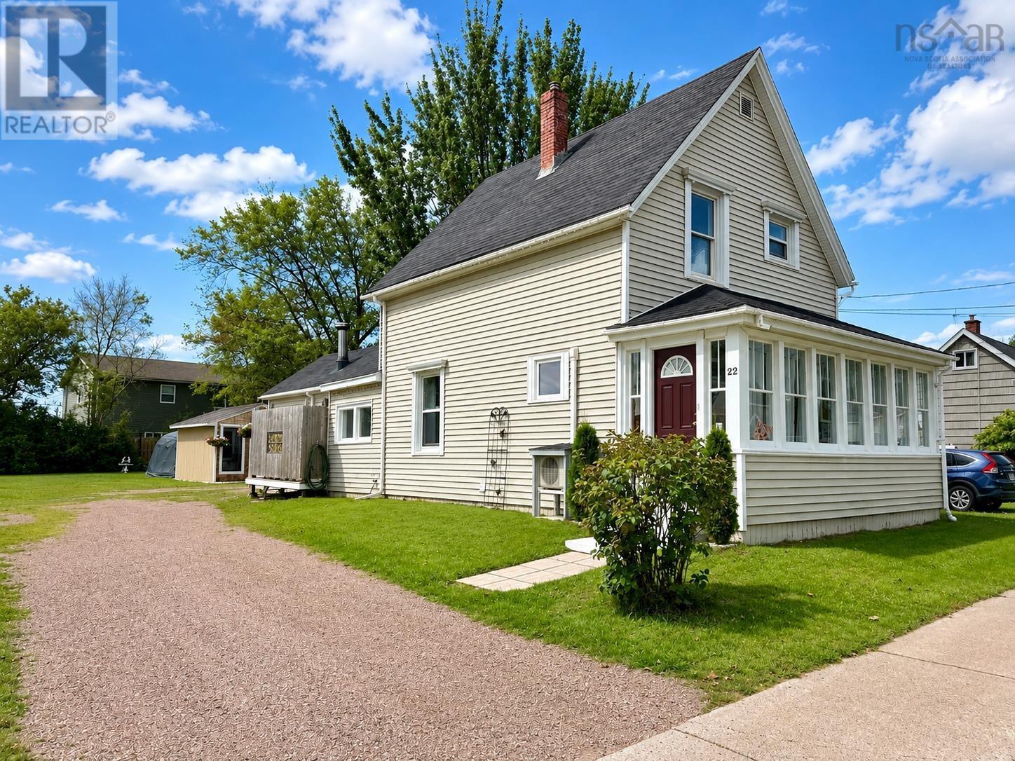 22 Chamberlain Street, amherst, Nova Scotia