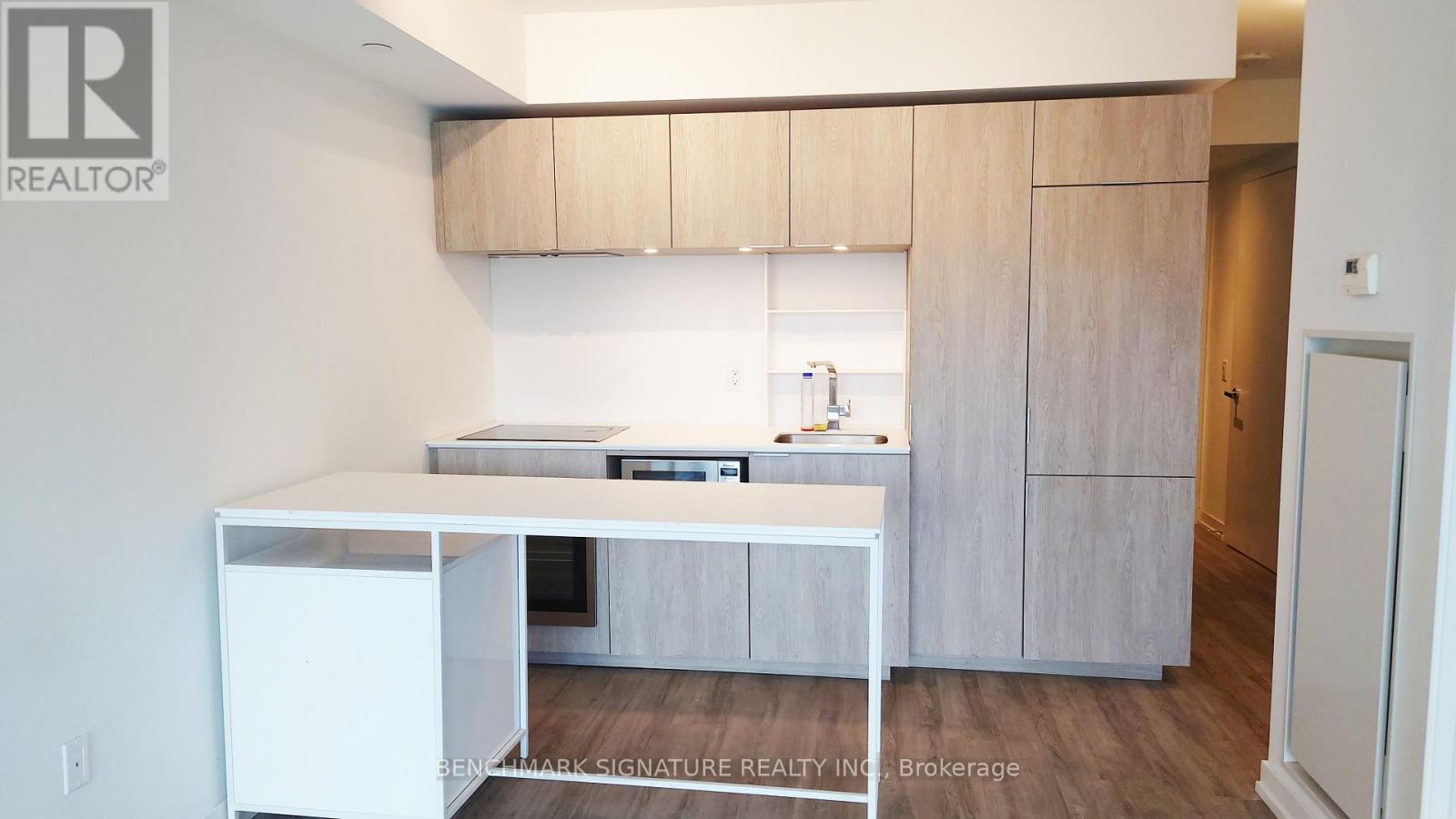 305 - 77 SHUTER STREET, Toronto, Ontario