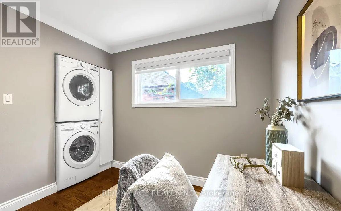 Main - 52 Ivorwood Crescent, Toronto, Ontario  M1R 2X4 - Photo 10 - E13739100