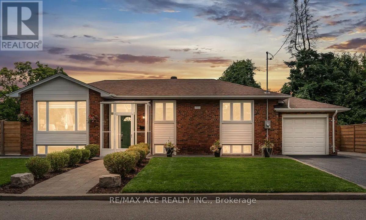 BSMT - 52 IVORWOOD CRESCENT, Toronto, Ontario