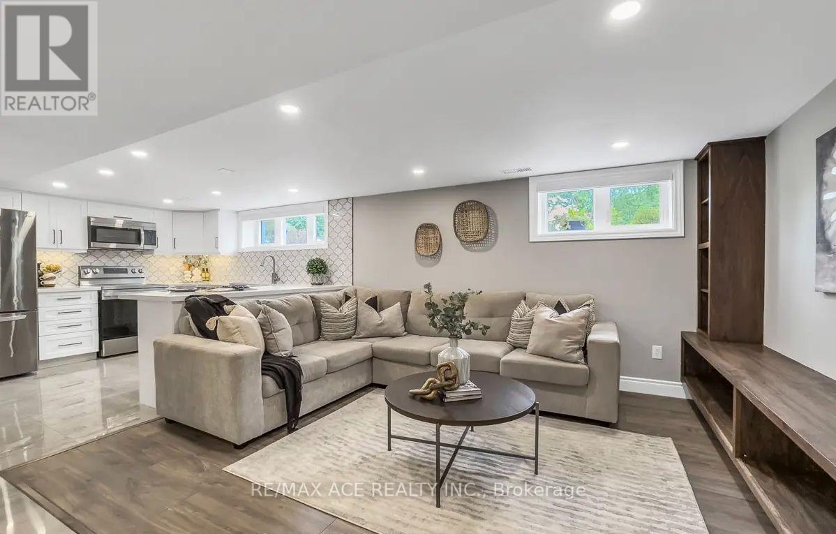 Bsmt - 52 Ivorwood Crescent, Toronto, Ontario  M1R 2X4 - Photo 2 - E13739120