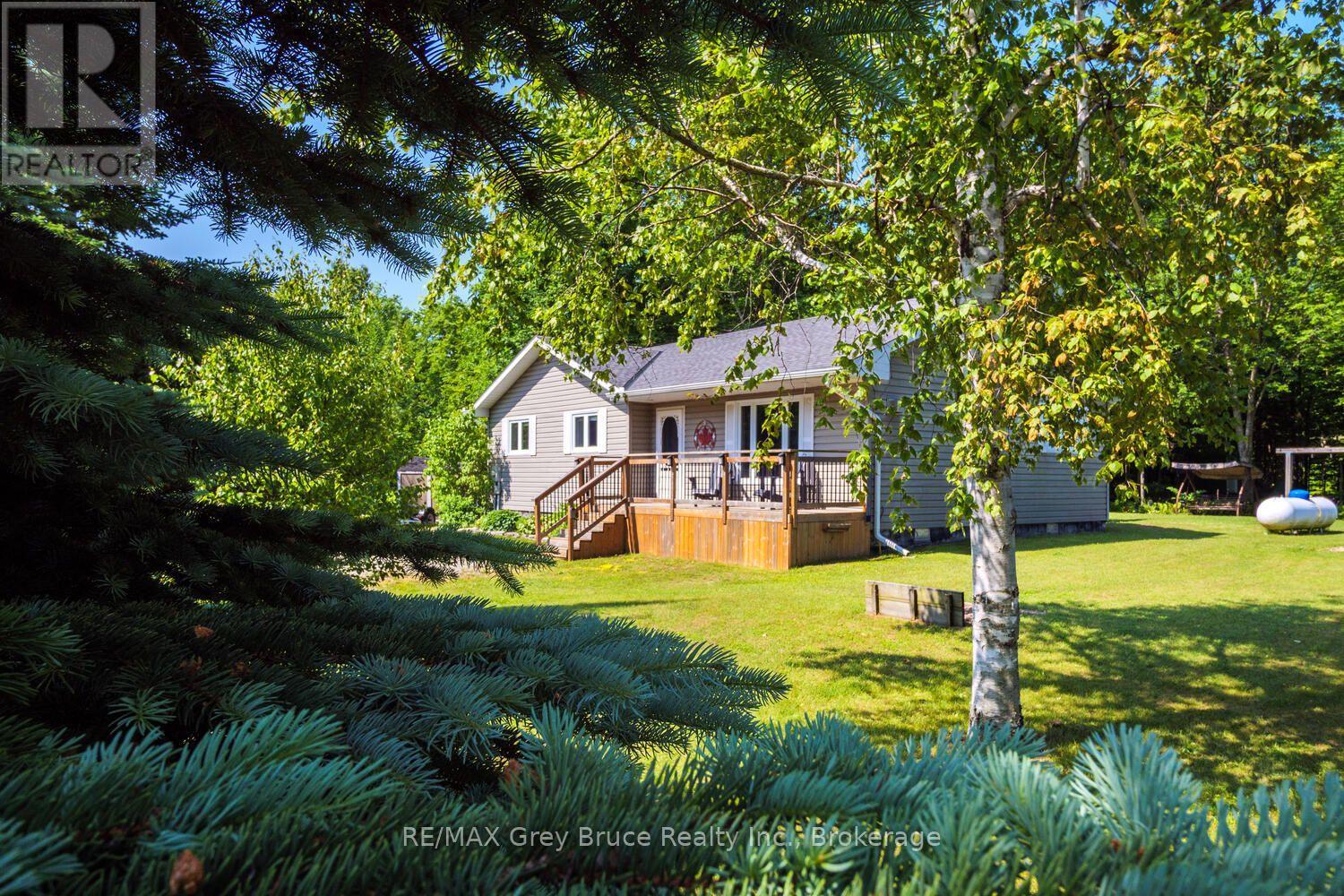 32 SUGARBUSH ROAD, South Bruce Peninsula, Ontario