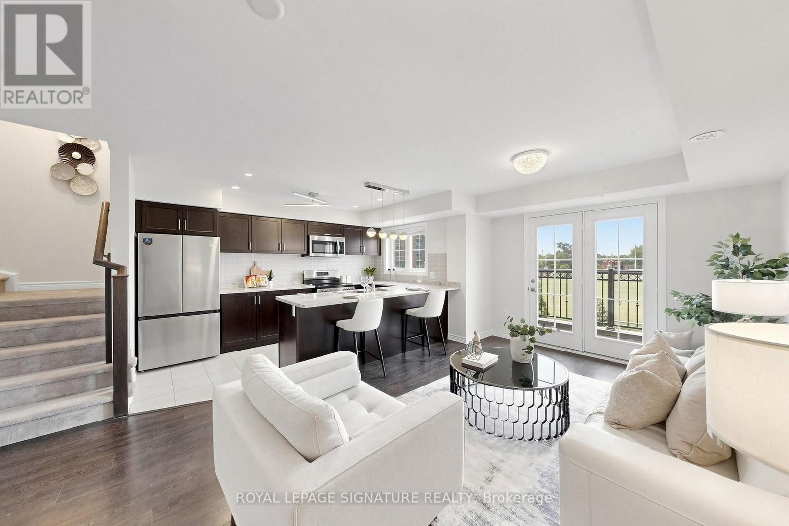 11 - 2441 GREENWICH DRIVE, Oakville, Ontario