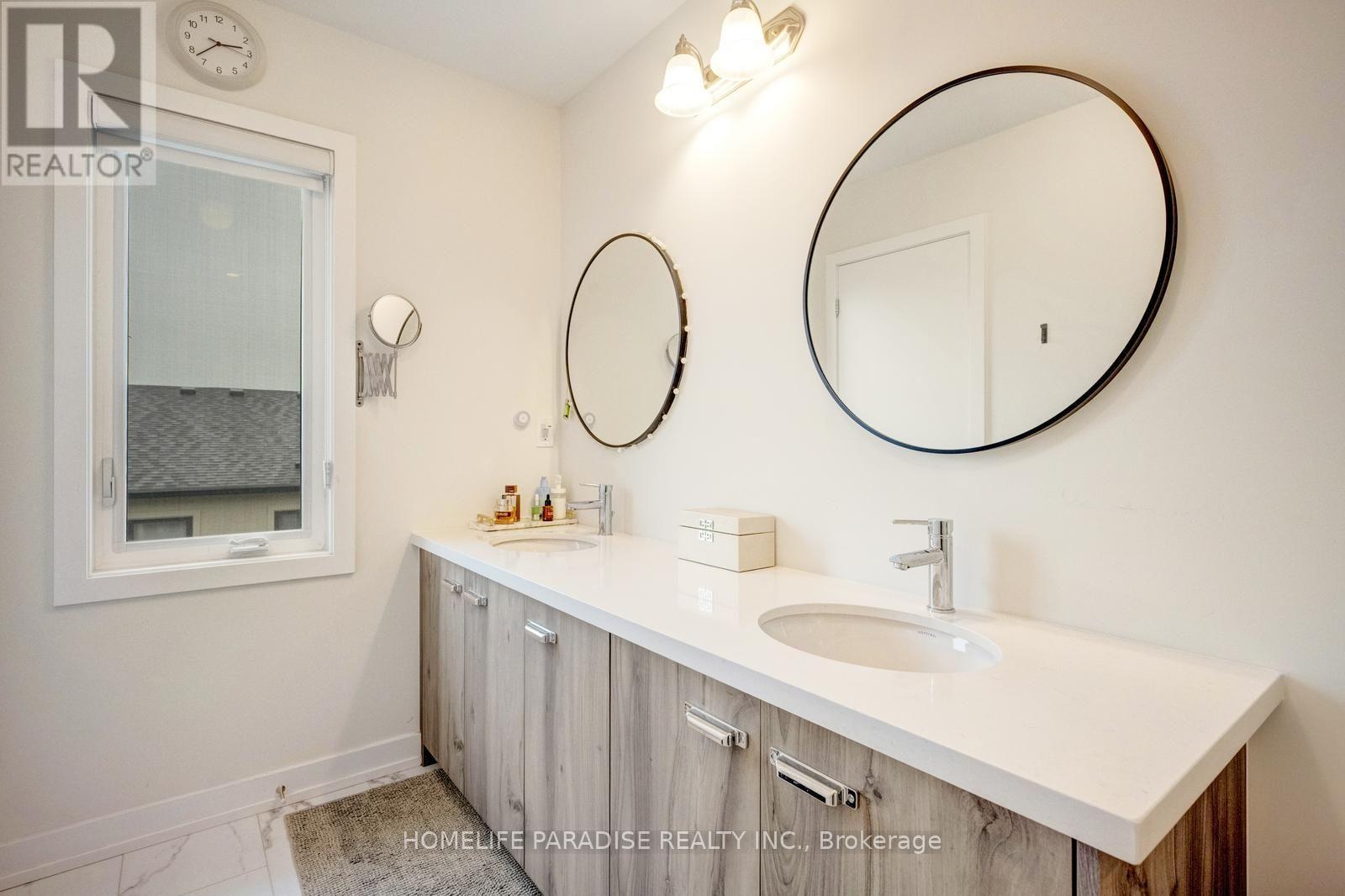 1356 Kaniv Street, Oakville, Ontario  L6M 5R3 - Photo 23 - W13739068