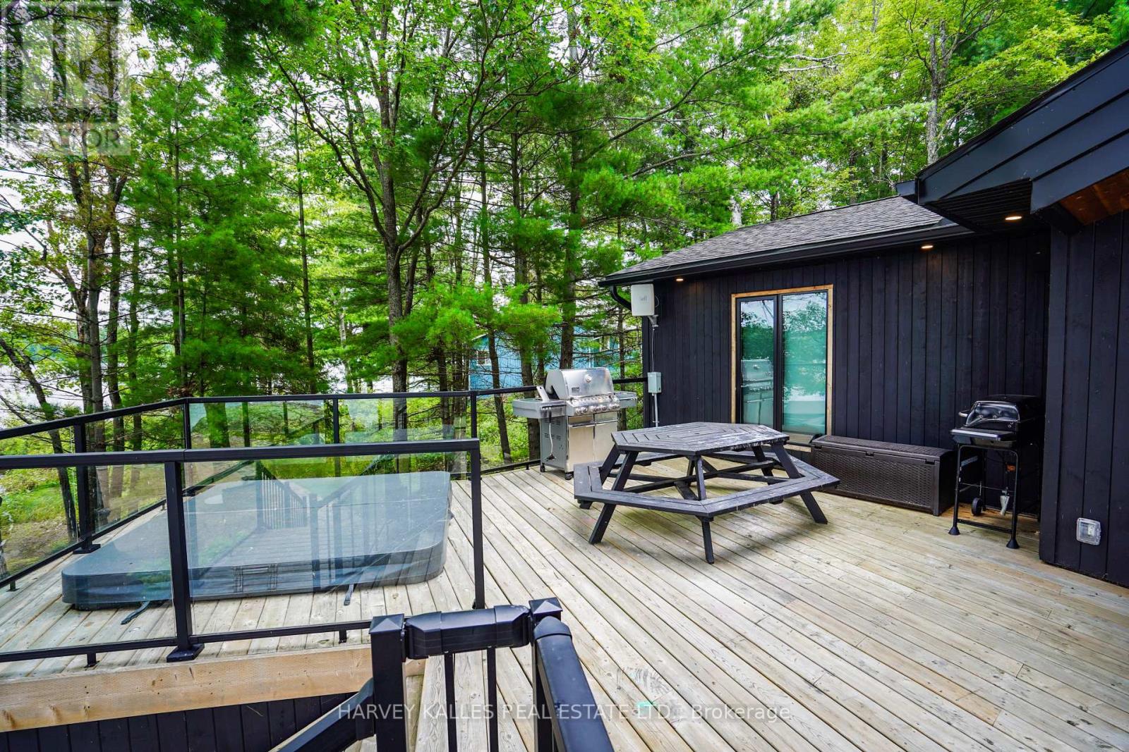 1069 White Eagle Road, Gravenhurst, Ontario  P0E 1G0 - Photo 17 - X13729288