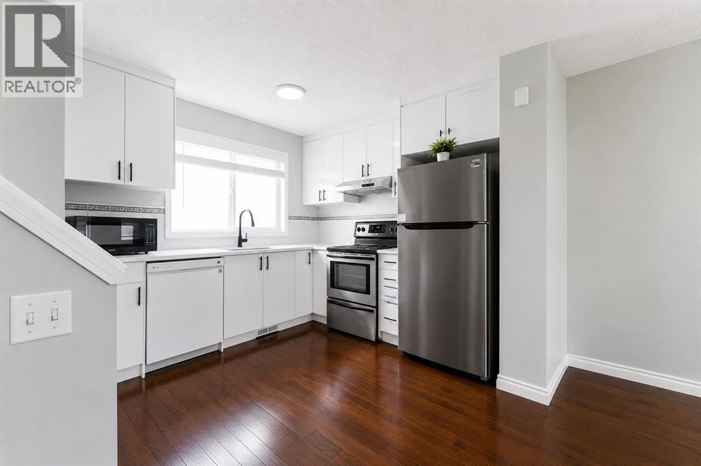 45 Tuscany Springs Gardens NW, Calgary, Alberta  T3L 2R3 - Photo 6 - A2341378
