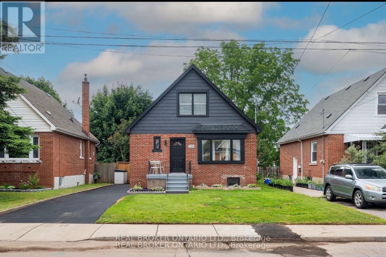 LOWER LEVEL UNIT - 220 HOLMESDALE AVENUE, Hamilton, Ontario