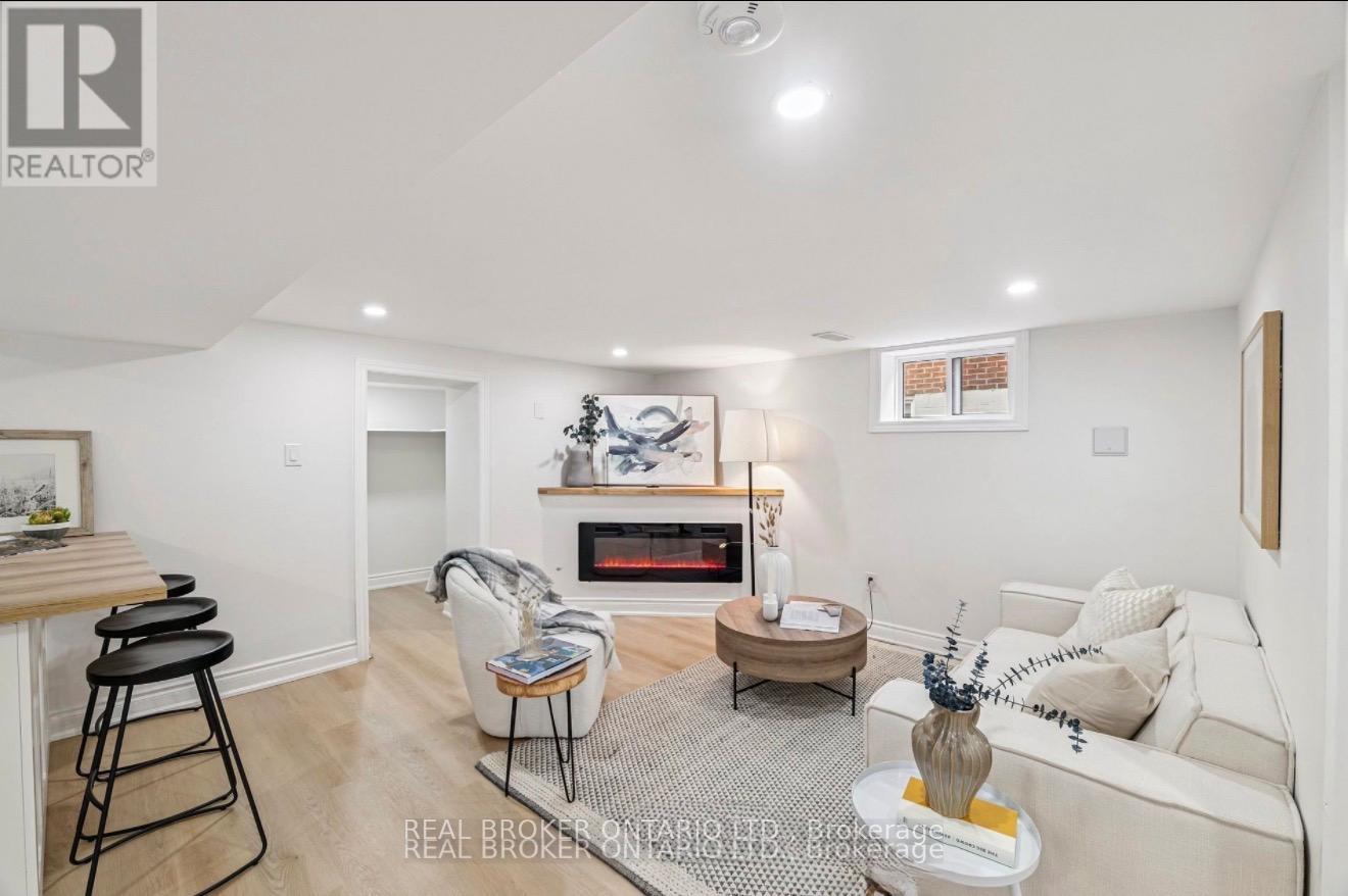Lower Level Unit - 220 Holmesdale Avenue, Hamilton, Ontario  L8K 3M7 - Photo 11 - X13739064