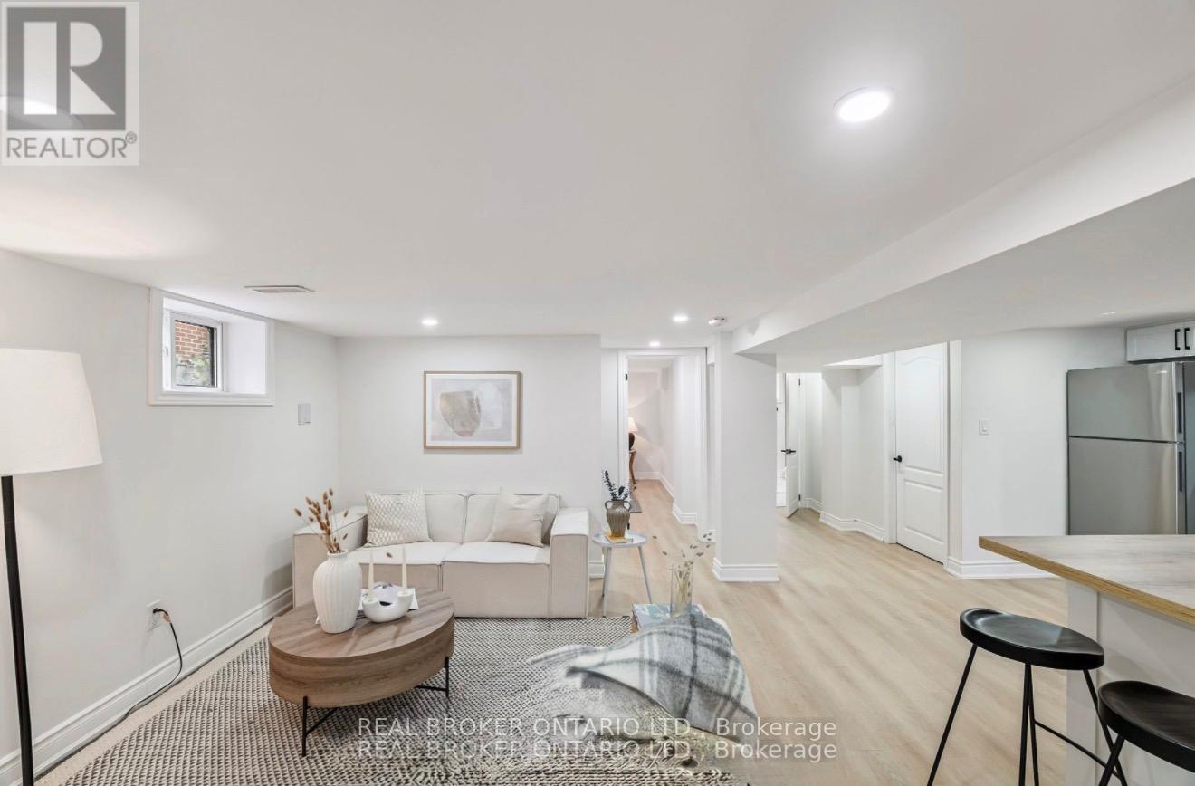 Lower Level Unit - 220 Holmesdale Avenue, Hamilton, Ontario  L8K 3M7 - Photo 8 - X13739064