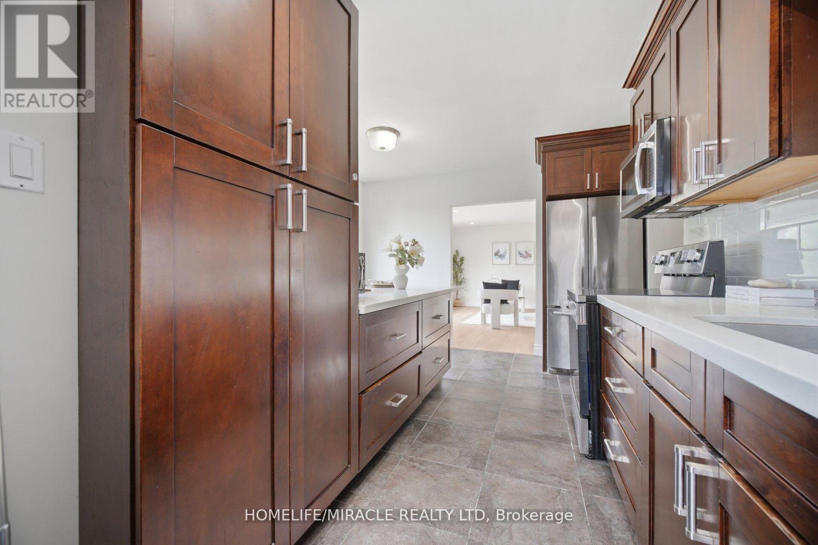 Upper Level - 199 Allen Street E, Waterloo, Ontario  N2J 1J9 - Photo 13 - X13739078