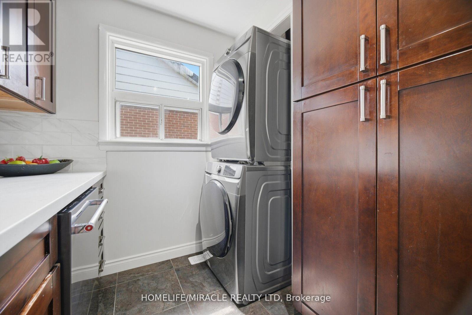 Upper Level - 199 Allen Street E, Waterloo, Ontario  N2J 1J9 - Photo 29 - X13739078