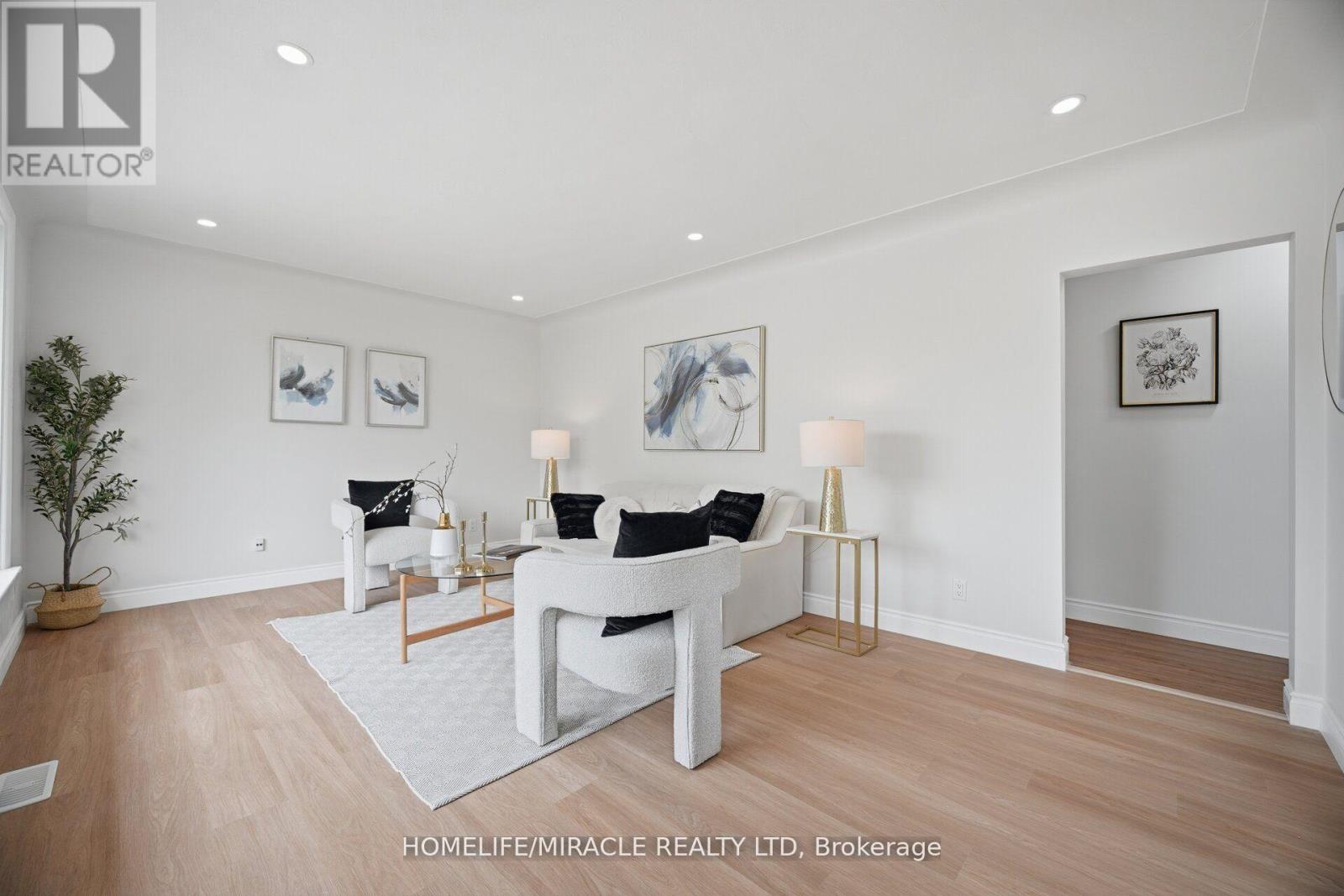 Upper Level - 199 Allen Street E, Waterloo, Ontario  N2J 1J9 - Photo 7 - X13739078