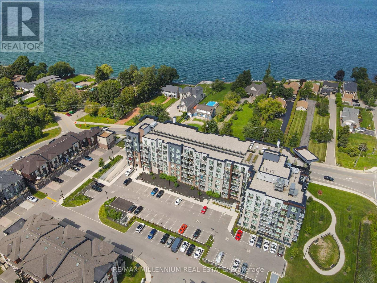 403 - 600 NORTH SERVICE ROAD, Hamilton, Ontario