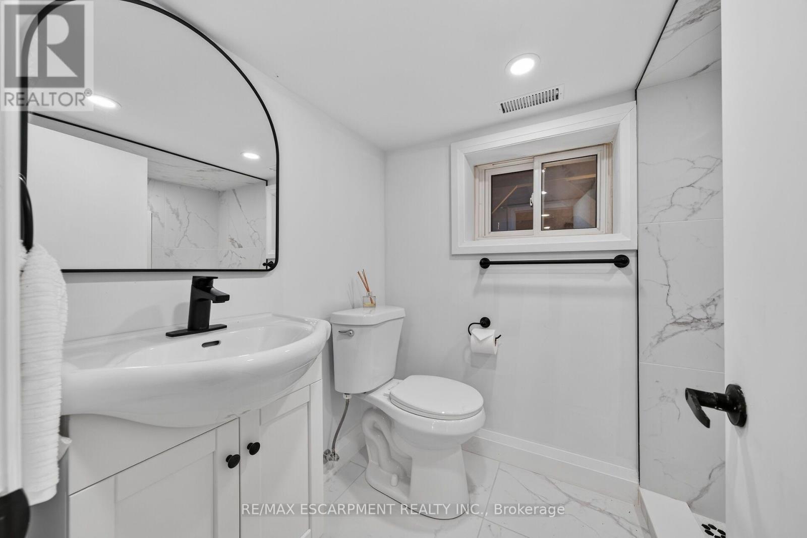 229 Park Row S, Hamilton, Ontario  L8K 2K4 - Photo 38 - X13739124